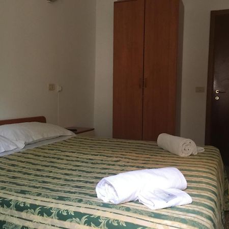 Hotel Primavera Sanremo Exteriör bild