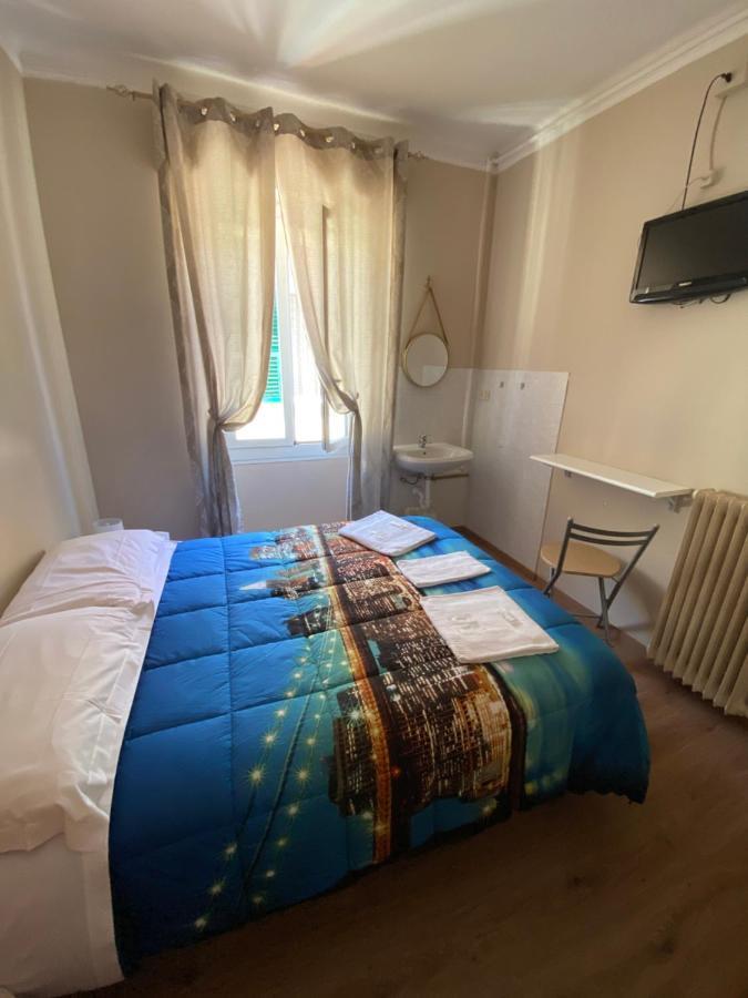 Hotel Primavera Sanremo Exteriör bild